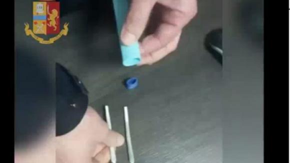 Controlli nelle scuole a Torino: trovati due spinelli nascosti in un evidenziatore