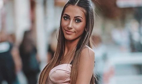 Guendalina Tavassi duramente attaccata dalla figlia: “L’apparenza inganna”