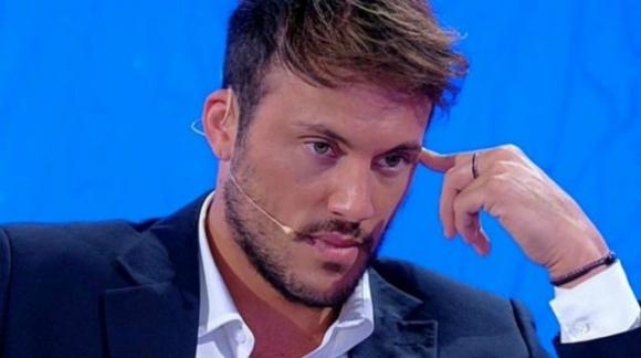 Uomini e Donne, Giulio Raselli starebbe pensando di lasciare il trono