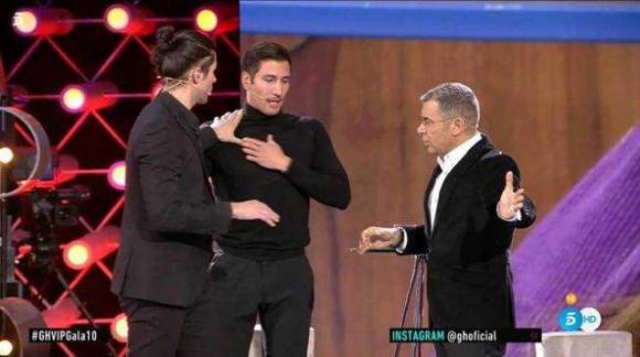 I fratelli Onestini creano scompiglio al Gf Vip spagnolo: lacrime e sfuriata con il conduttore