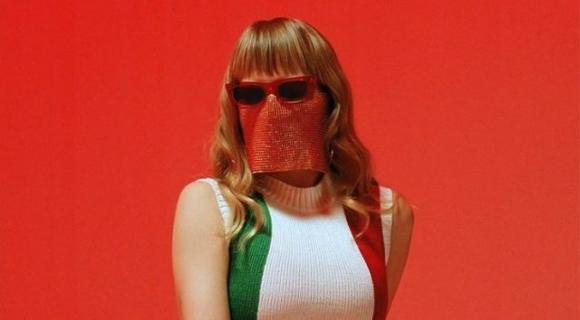 Myss Keta nel corso di un’intervista rivela perchè porta la maschera
