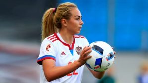 Nuova calciatrice russa fa impazzire i tifosi italiani: