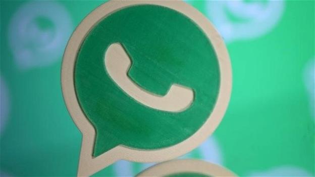 WhatsApp: in beta ulteriori avanzamenti verso la dark mode