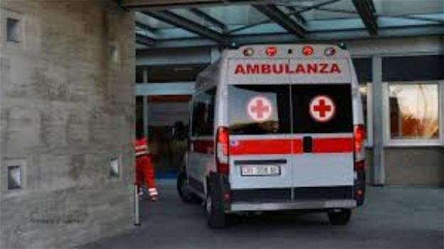 Genova, bambina di tre anni precipita dal quinto piano e muore: era a casa da sola