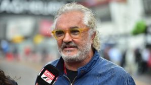 Flavio Briatore sul possibile accordo Hamilton-Ferrari: “Io punterei su Leclerc”