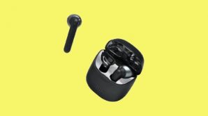 JBL Tune 220TWS: ufficiali gli auricolari true wireless premium ma low cost