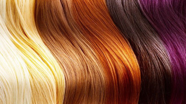 Tinte e liscianti per capelli aumentano il rischio di tumore al seno