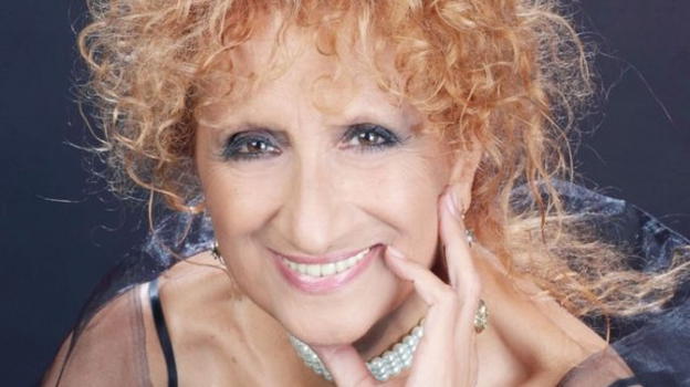 Anna Mazzamauro: "Detesto le monache, le picchierei"