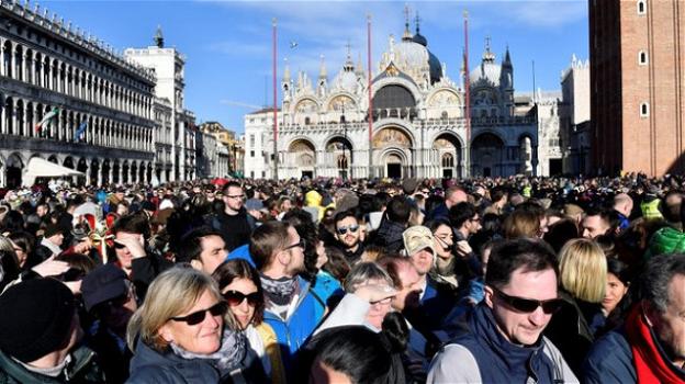 Venezia: tassa di sbarco per i turisti, ma non sarà la stessa tutti i giorni
