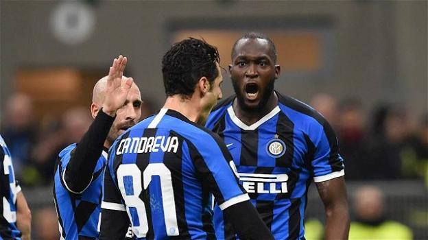 Serie A: Lukaku trascina l’Inter. 4-0 al Genoa e aggancio in vetta alla Juve