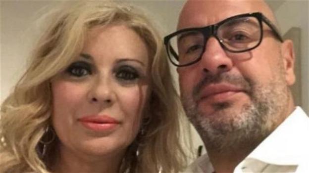 Tina Cipollari, nozze in vista con Vincenzo Ferrara: la data sarebbe fissata per marzo 2020