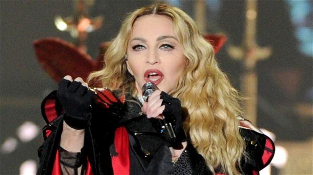 La popstar Madonna cancella nuovamente il tour in Nord America