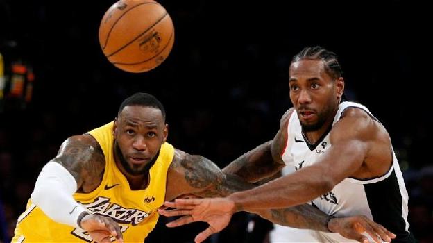 NBA, 25 dicembre 2019: i Clippers vincono ancora contro i Lakers, i 76ers distruggono i Bucks