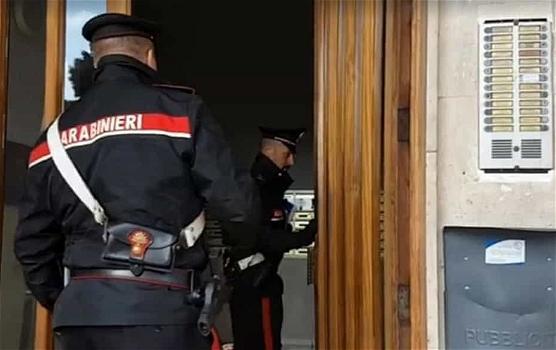 Napoli: agli arresti domiciliari spaccia dalla finestra