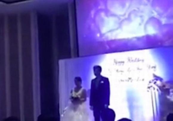 Sposo mostra il video del tradimento della sposa durante la cerimonia