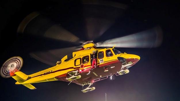 Maltempo, elicottero di soccorso si schianta al suolo: morti tre vigili del fuoco