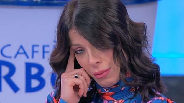 "U&D" over, Valentina tra le lacrime confessa: "Mi sento inadeguata"