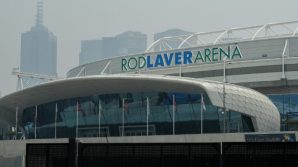 Australian Open, gli incendi in Australia provocano disagi: numerosi match rinviati e tennisti costretti al ritiro