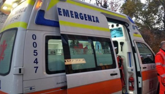 Mestre: va in overdose, viene salvato ma pesta i soccorritori e fugge con ago nel braccio