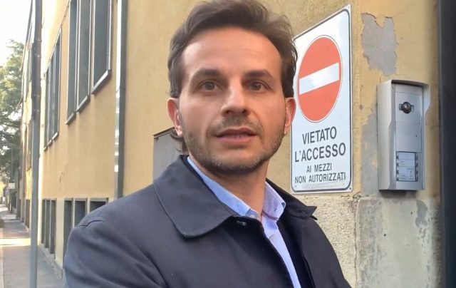 Consigliere Regionale Citofona A Salvini: “Sono Qui I 49 Milioni?”