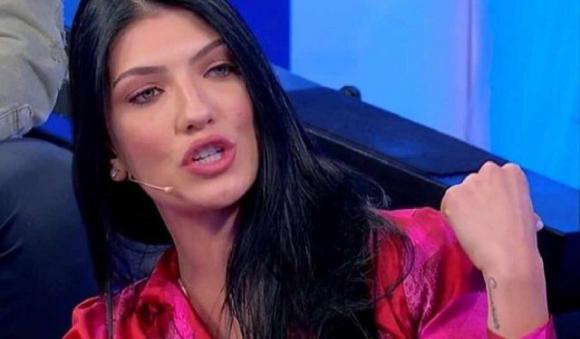 Anticipazioni Uomini e Donne, svelata la nuova tronista: ecco di chi si tratta