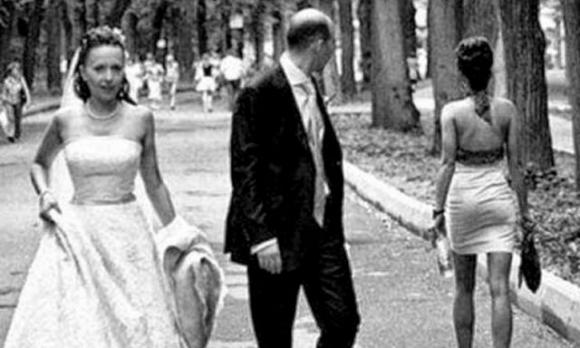 Vicenza: uomo picchiato dalla moglie e dall’amante perché sorpreso con una terza donna