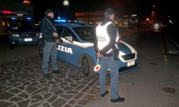 “Dividiamoci l’erba e non ci pensiamo più”, pusher tenta di corrompere il poliziotto