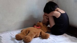 Firenze: arrestate due mamme per abusi sulle figlie. In manette anche il padre di una delle due bimbe