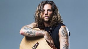 Enrico Nigiotti annuncia l’uscita del suo nuovo album nel giorno dell’amore