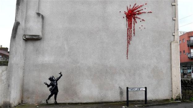 Banksy, deturpato il murale di San Valentino