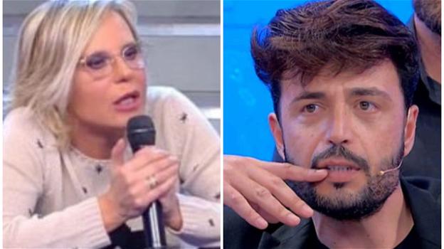 "Uomini e Donne over" anticipazioni, Maria De Filippi interrompe la registrazione: furiosa contro Armando Incarnato