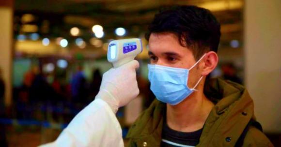 Coronavirus: 60 nuovi casi sulla nave da crociera in Giappone. Salgono a 910 le vittime