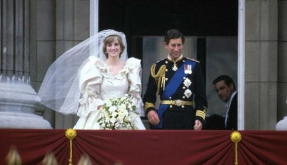 Lady Diana, ecco cosa ha detto Carlo ai suoi amici più intimi prima del matrimonio