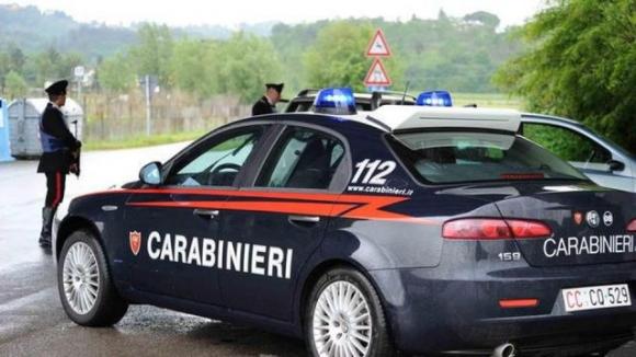 Gli viene ritirata la patente e reagisce con una raffica di bestemmie: multato doppiamente
