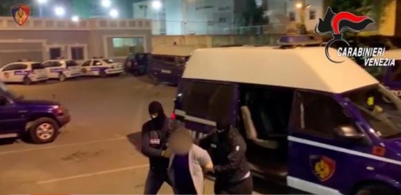 Narcotrafficante sparito da 18 anni: era diventato professore di economia in Albania