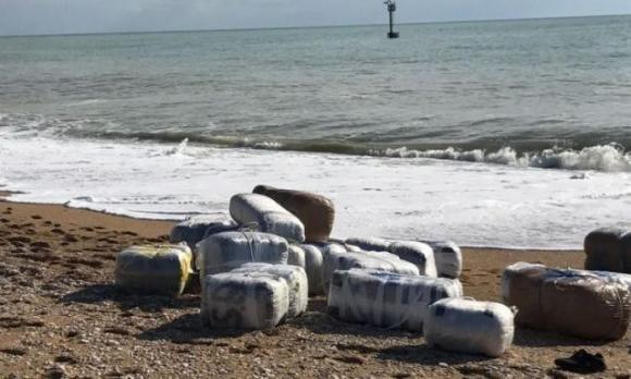 61enne pescava quintali di cocaina nell’oceano e poi li portava a Brescia per lo spaccio