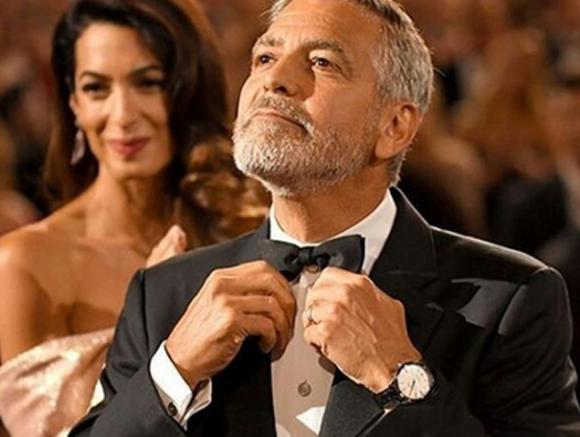 George Clooney ha un problema con i peti, l’ex governante svela: “E’ uno schifo”