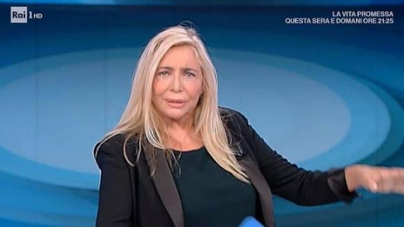 Mara Venier attaccata per il cachet di Sanremo: la sua risposta zittisce tutti