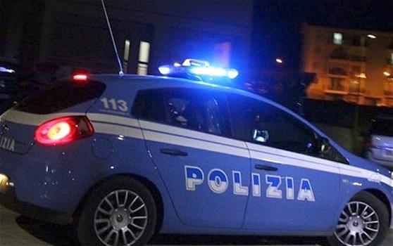 Ancona: fermato ubriaco dai poliziotti ride pensando ad una maschera di carnevale, arrestato