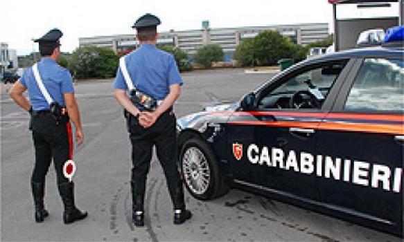 Cerignola: tenta di corrompere i carabinieri con 50€, salsicce e liquori. arrestato
