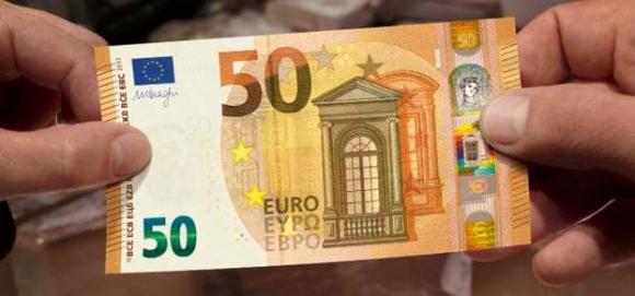 Cerignola: tenta di corrompere i carabinieri con 50€, salsicce e liquori. arrestato