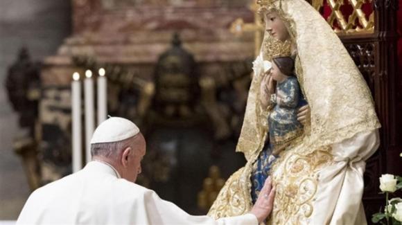 Coronavirus Papa Francesco Prega E Ci Affida Tutti Alla Vergine Maria