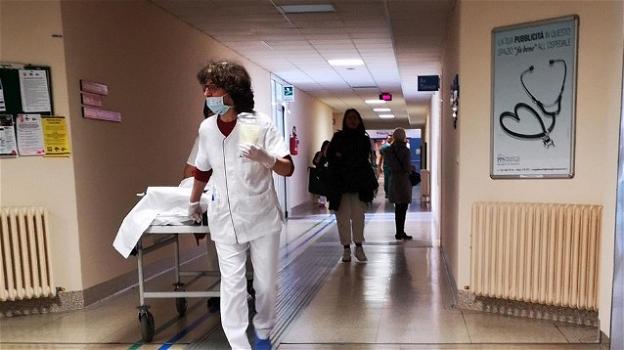 Coronavirus: un gruppo di medici di Torino pubblica una guida per scegliere chi curare