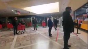 Bari: code all’ipermercato che regala buoni sconto. Interviene Decaro: “sospendete la promozione o ordino la chiusura”