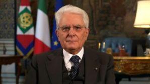 Sergio Mattarella non nasconde le difficoltà causate dal Coronavirus ma si dichiara fiducioso per il futuro