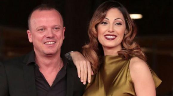 Gigi D’Alessio e Anna Tatangelo, fonti vicine ai due svelano i motivi della separazione