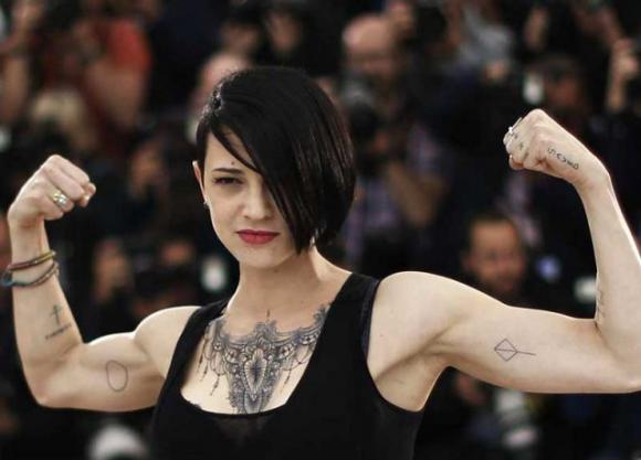 Scintille tra Vittorio Feltri e Barbara D’Urso: “La sua trasmissione un canile!”