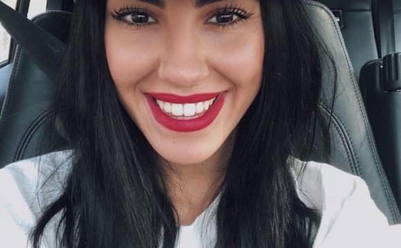 Giulia De Lellis chiarisce una volta per tutte la faccenda dei 20 euro in beneficenza