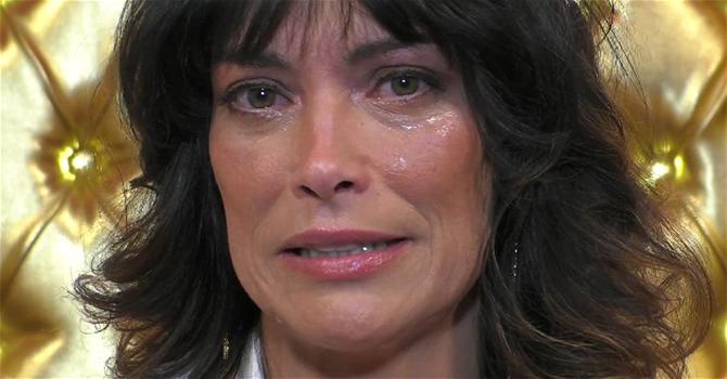 Fernanda Lessa shock: scoppia a piangere e parla del suo tentativo di suicidio