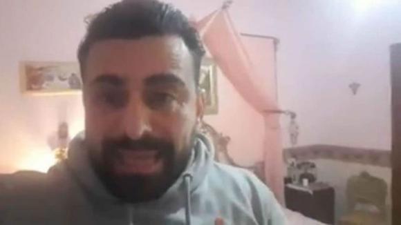 Coronavirus Napoli, morta in casa da 24 ore, il fratello denuncia: “Ci hanno abbandonati”